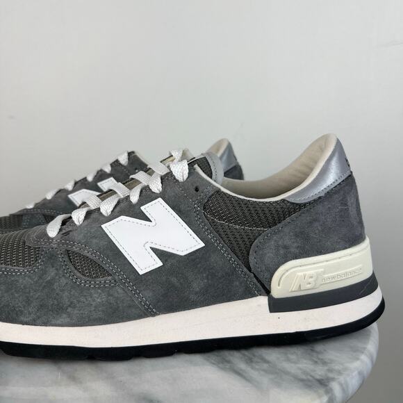 New Balance Men\'s M990GR1 Grey Suede Low Top Sneakers Made in USA (Sz 12) main image 6